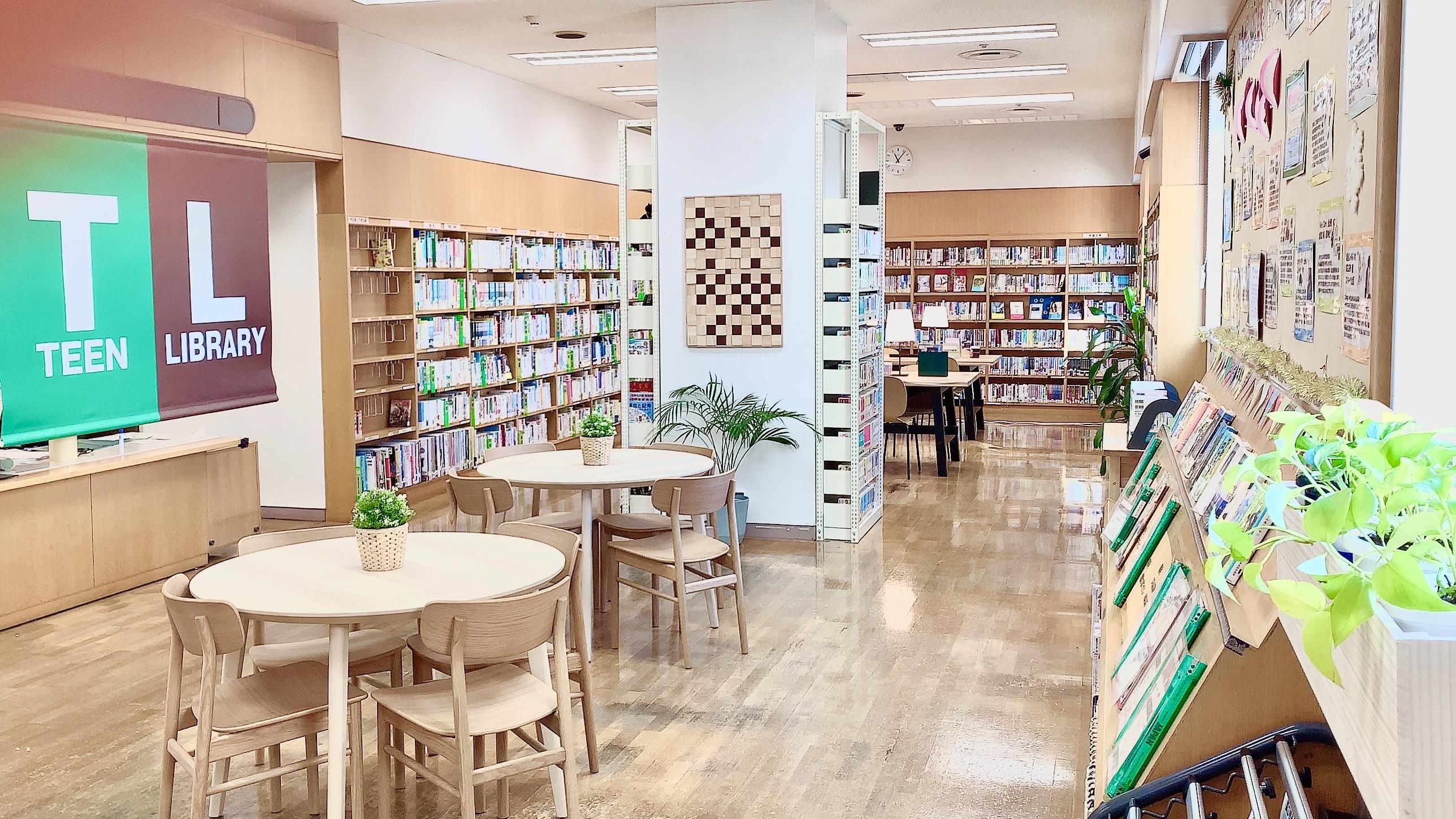 町田市立中央図書館(勉強スペース)